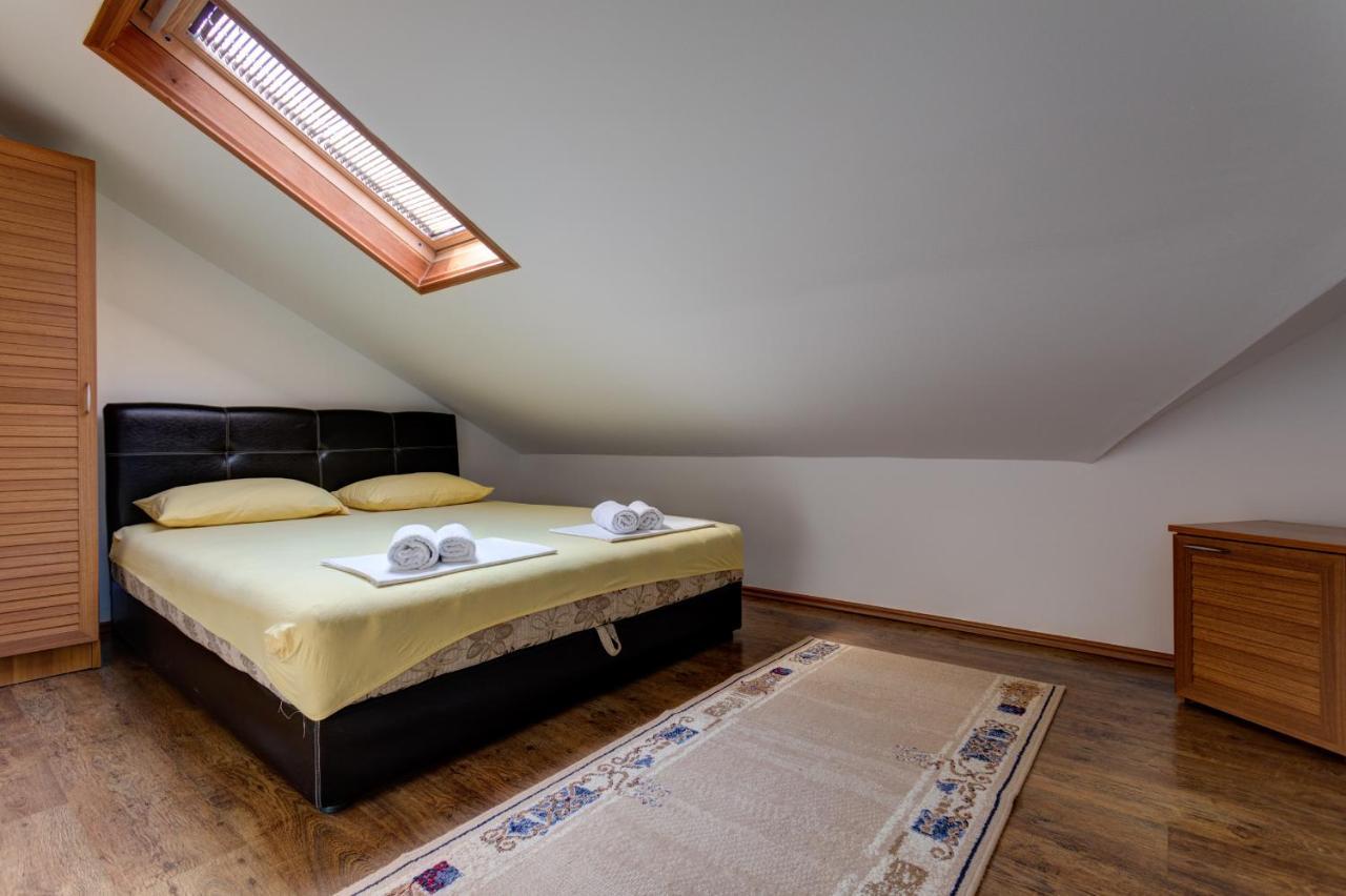 Apartments Lungomare Tivat Buitenkant foto
