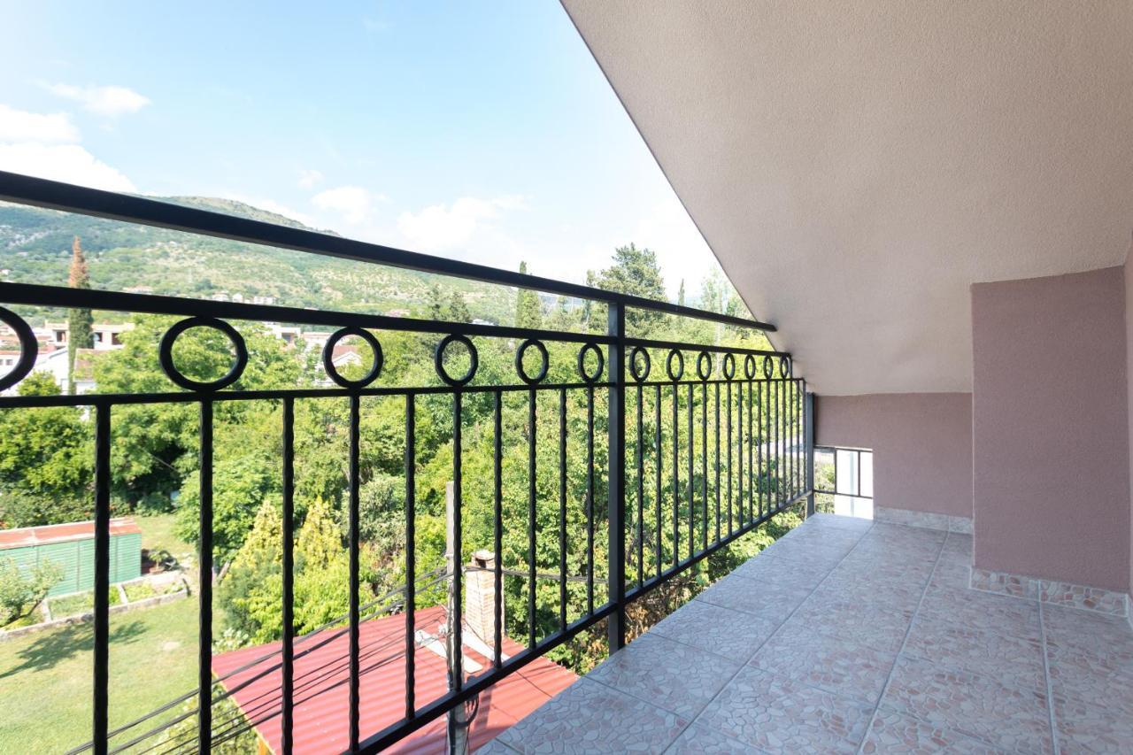 Apartments Lungomare Tivat Buitenkant foto