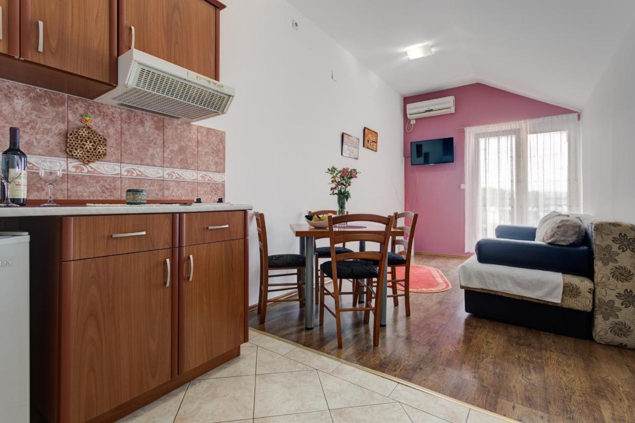 Apartments Lungomare Tivat Buitenkant foto
