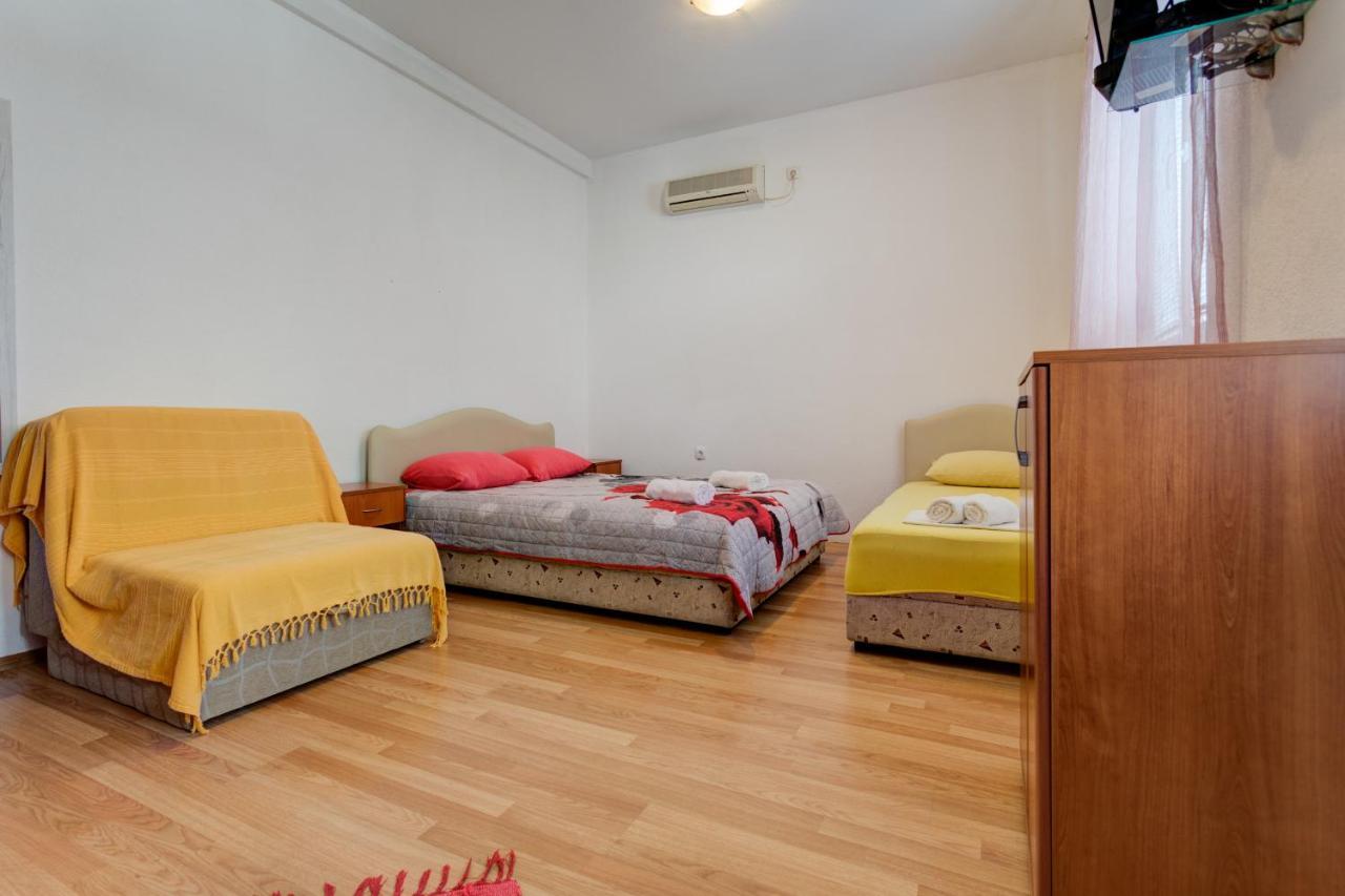 Apartments Lungomare Tivat Buitenkant foto
