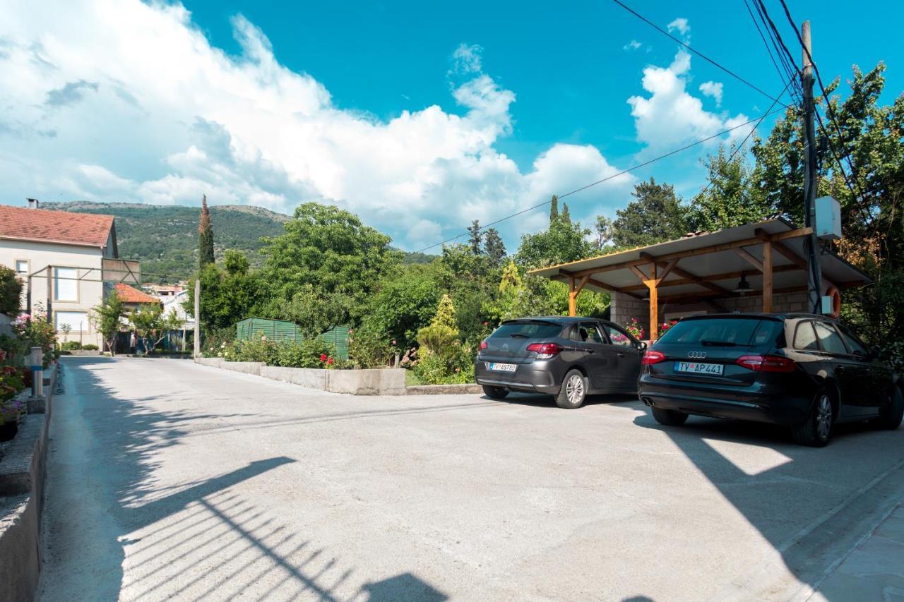 Apartments Lungomare Tivat Buitenkant foto