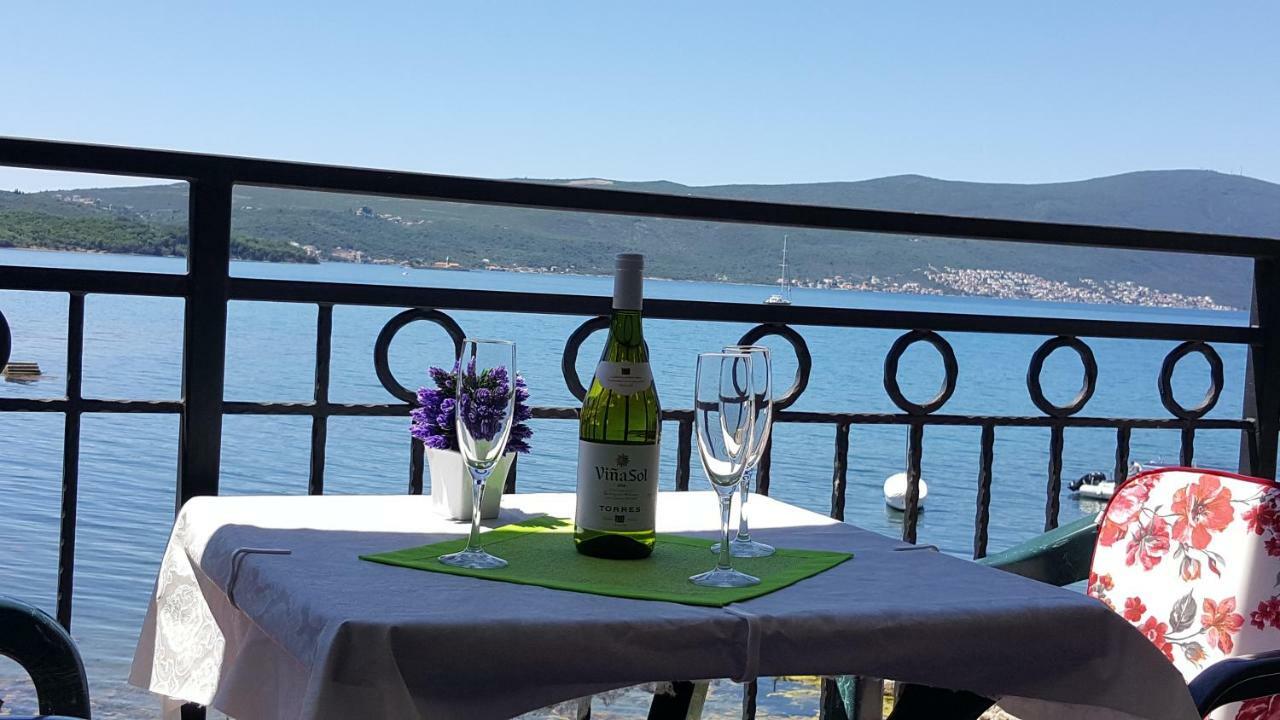 Apartments Lungomare Tivat Buitenkant foto